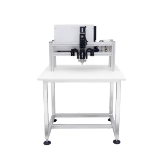 電池組電動(dòng)機(jī)頭焊接平臺