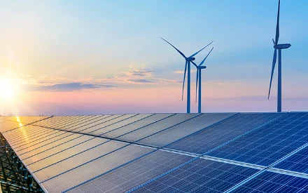 太陽(yáng)能和風(fēng)能設(shè)備的焊接革新：點(diǎn)焊技術(shù)的機(jī)遇與挑戰(zhàn)